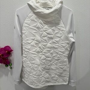 LEVELWEAR Women’s Kenzie Hooded Sweatshirt in White. Size Medium